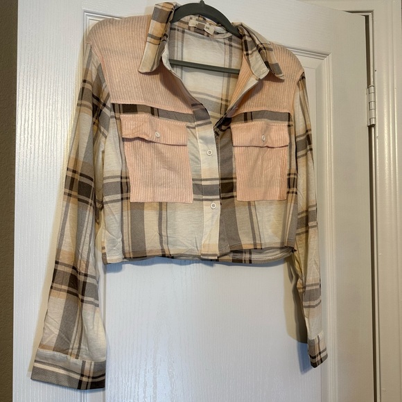 paper tee Tops - 🛍️Bundle stuffer - NWT paper tee plaid long sleeve